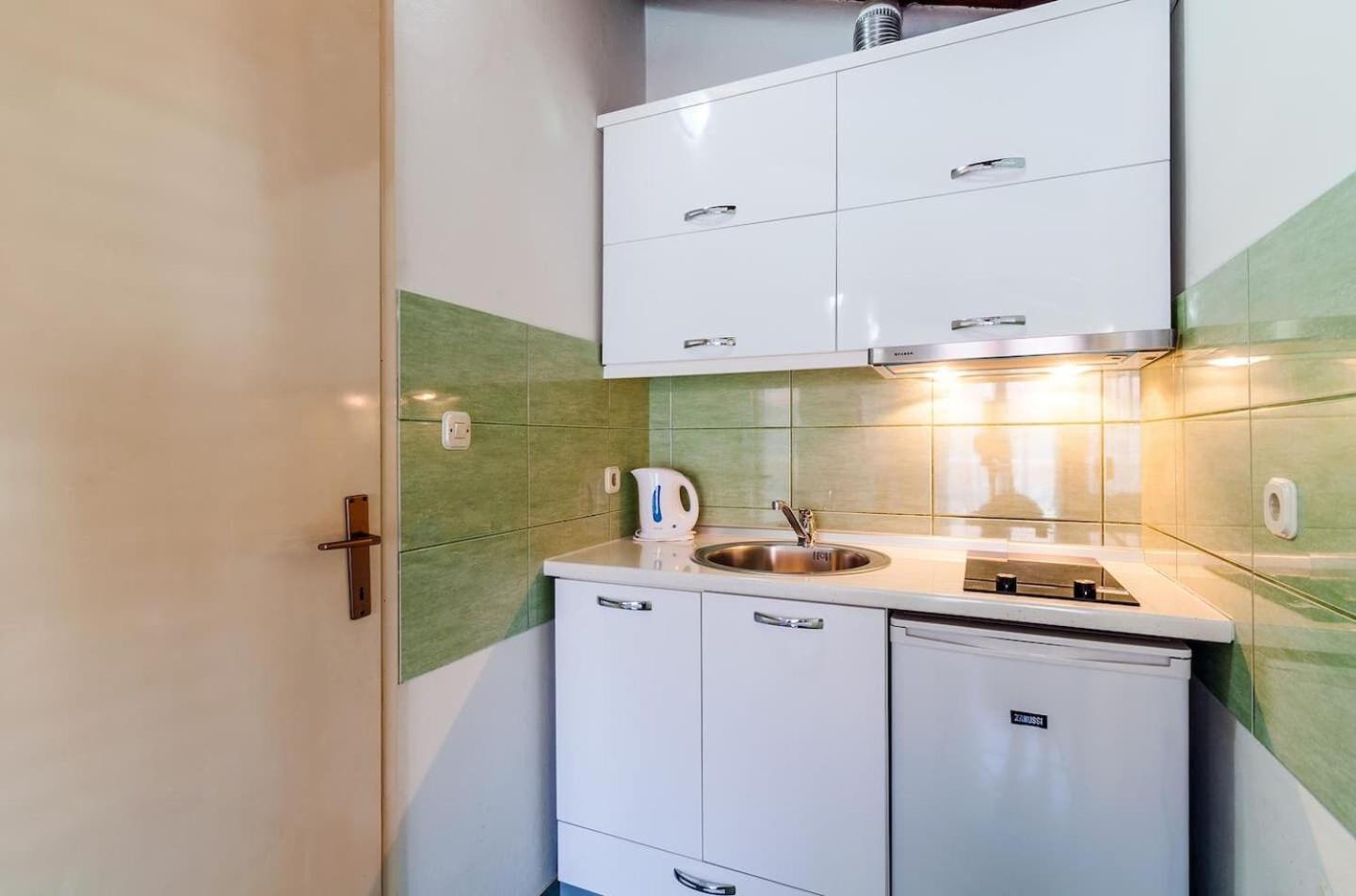 Apartments Brane - Free Parking Задар Екстериор снимка