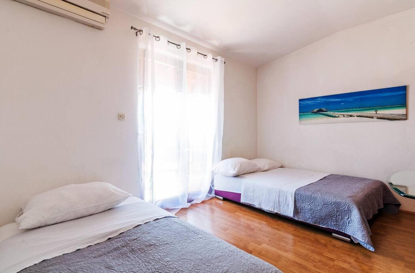 Apartments Brane - Free Parking Задар Екстериор снимка